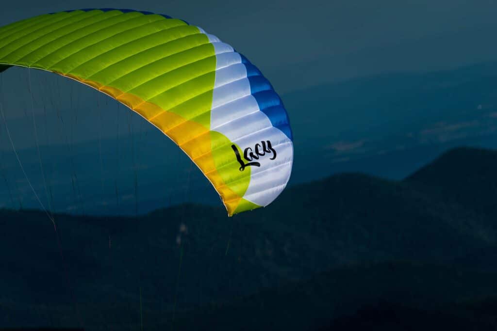 Shooting photo parapente au déco sud du Treh