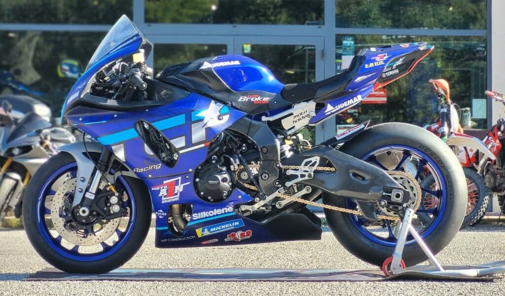 Team TCP au 100ème Bol d'Or sur YAMAHA R1